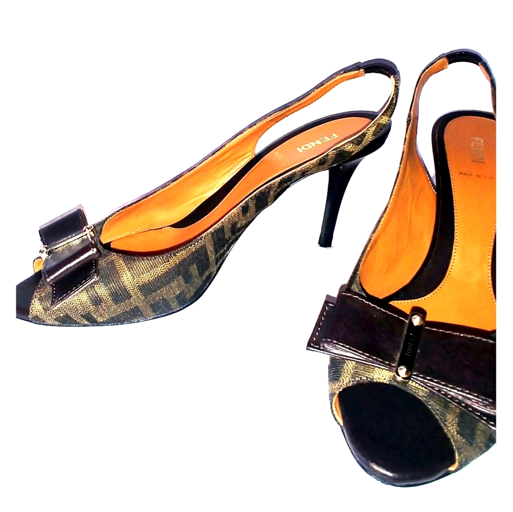 Fendi FF pumps
